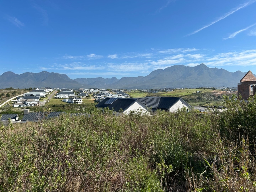 Commercial Property for Sale in Kingswood Golf Estate Western Cape